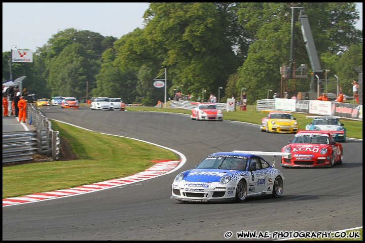 BTCC_and_Support_Oulton_Park_040611_AE_097.jpg