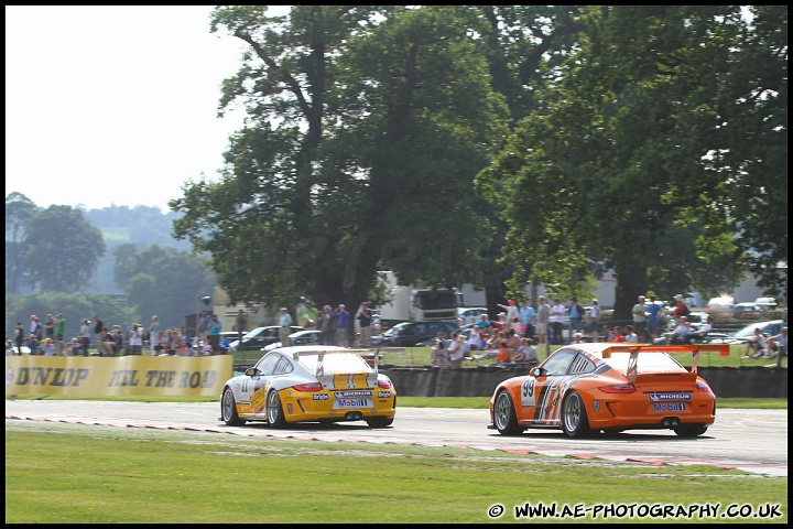 BTCC_and_Support_Oulton_Park_040611_AE_098.jpg