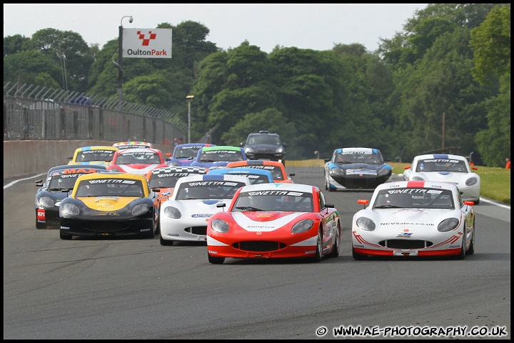 BTCC_and_Support_Oulton_Park_040611_AE_110.jpg