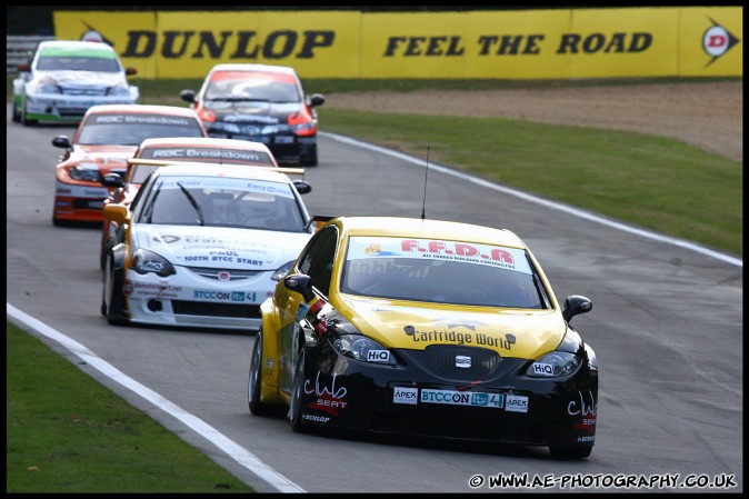 BTCC_and_Support_Brands_Hatch_041009_AE_046.jpg