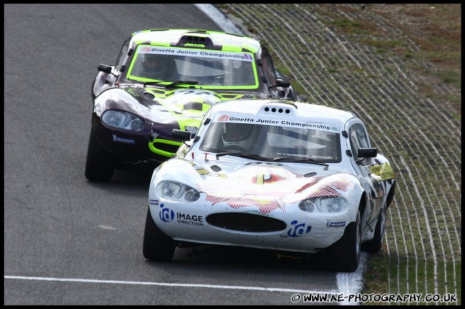 BTCC_and_Support_Brands_Hatch_041009_AE_056.jpg