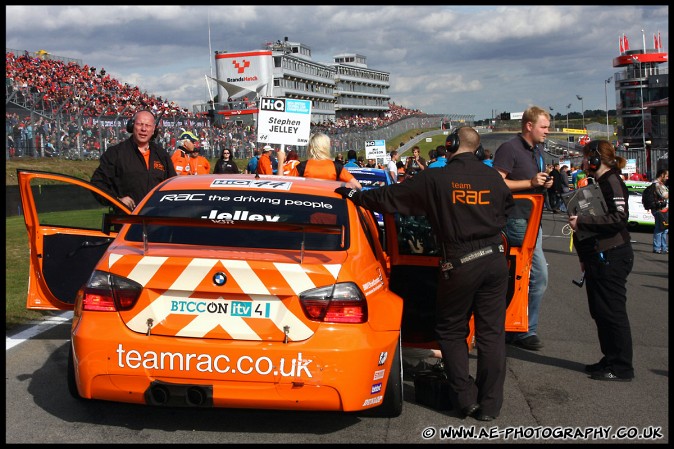 BTCC_and_Support_Brands_Hatch_041009_AE_080.jpg