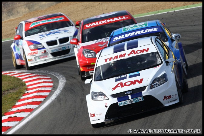 BTCC_and_Support_Brands_Hatch_041009_AE_097.jpg