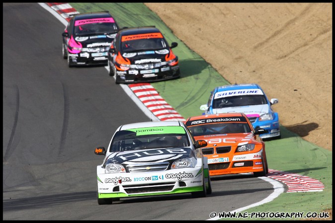 BTCC_and_Support_Brands_Hatch_041009_AE_098.jpg