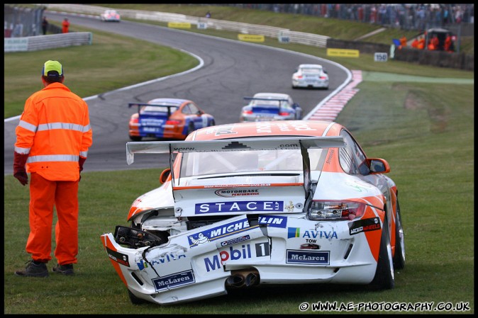 BTCC_and_Support_Brands_Hatch_041009_AE_123.jpg