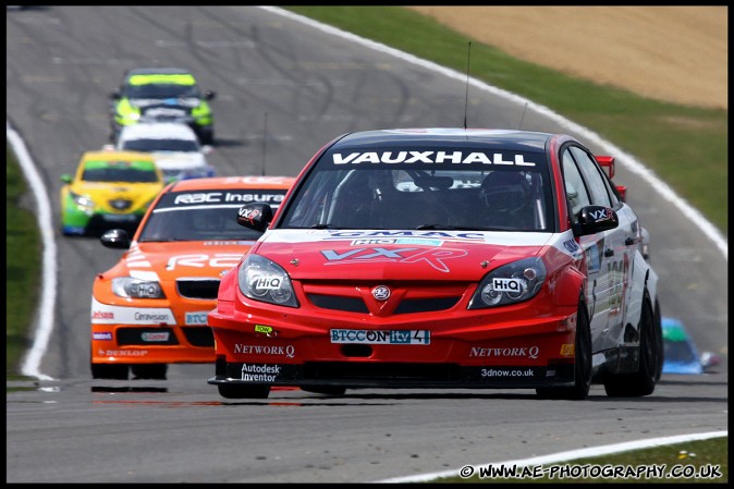 BTCC_and_Support_Brands_Hatch_050409_AE_052.jpg