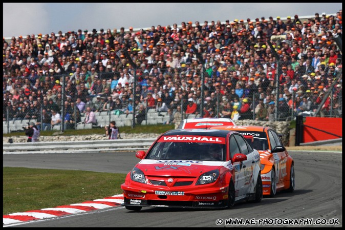 BTCC_and_Support_Brands_Hatch_050409_AE_058.jpg