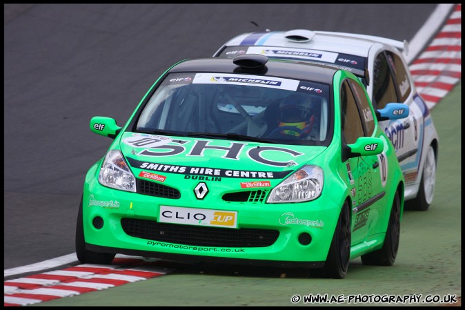 BTCC_and_Support_Brands_Hatch_050409_AE_064.jpg