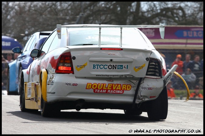 BTCC_and_Support_Brands_Hatch_050409_AE_067.jpg