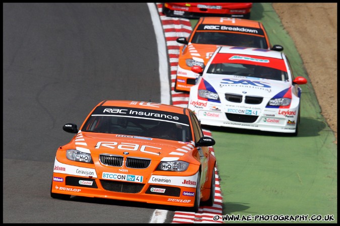 BTCC_and_Support_Brands_Hatch_050409_AE_068.jpg