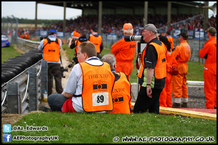 BTCC_Thruxton_050513_AE_117.jpg