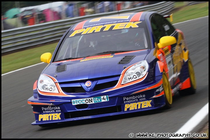BTCC_and_Support_Oulton_Park_050610_AE_037.jpg
