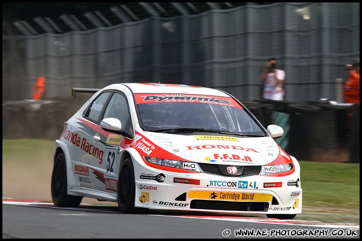 BTCC_and_Support_Oulton_Park_050610_AE_081.jpg