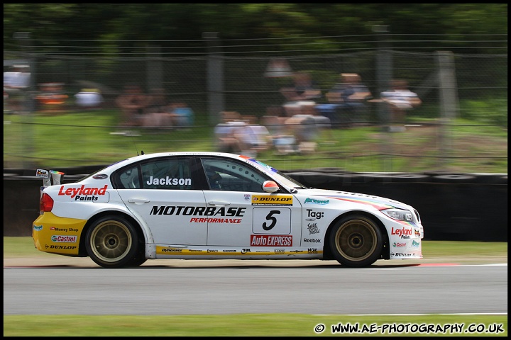 BTCC_and_Support_Oulton_Park_050610_AE_083.jpg