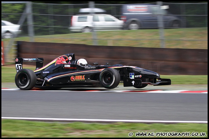 BTCC_and_Support_Oulton_Park_050610_AE_088.jpg