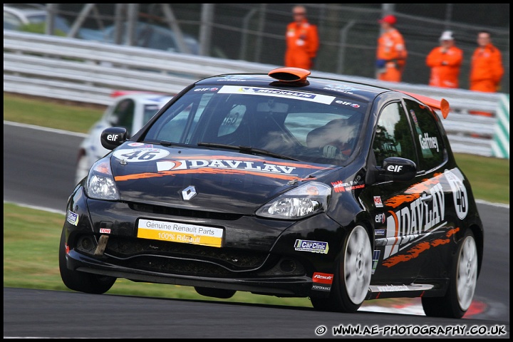 BTCC_and_Support_Oulton_Park_050610_AE_110.jpg