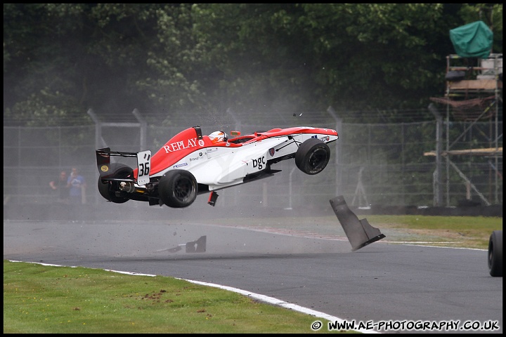 BTCC_and_Support_Oulton_Park_050610_AE_122.jpg