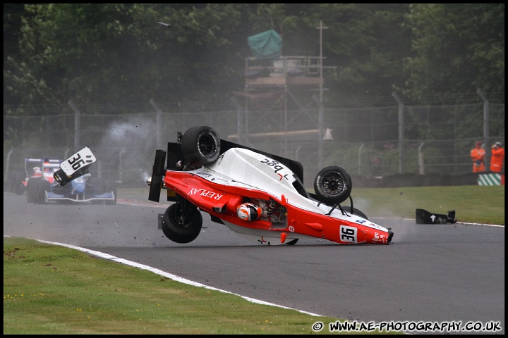 BTCC_and_Support_Oulton_Park_050610_AE_126.jpg