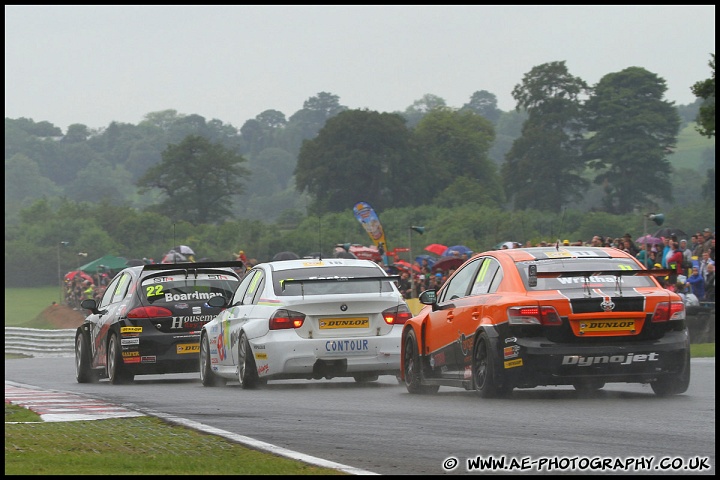 BTCC_and_Support_Oulton_Park_050611_AE_008.jpg