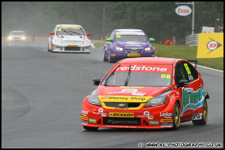 BTCC_and_Support_Oulton_Park_050611_AE_009.jpg