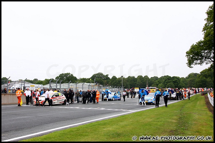 BTCC_and_Support_Oulton_Park_050611_AE_044.jpg