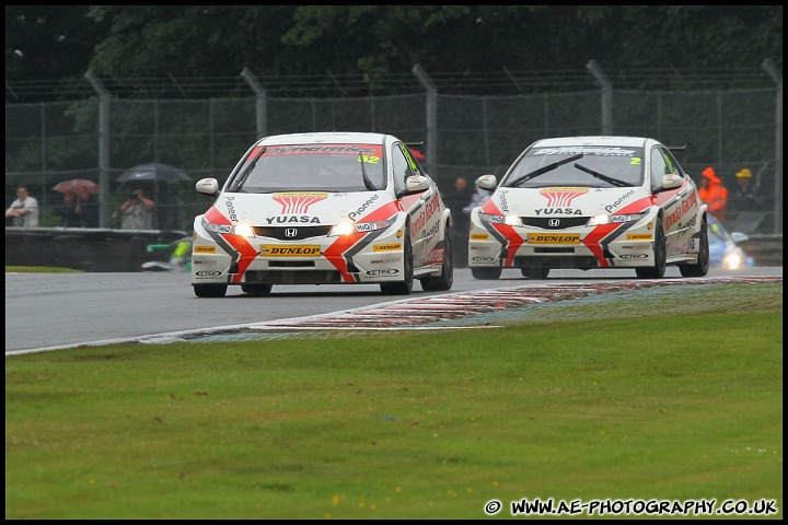 BTCC_and_Support_Oulton_Park_050611_AE_056.jpg