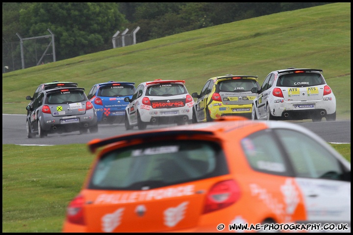 BTCC_and_Support_Oulton_Park_050611_AE_058.jpg