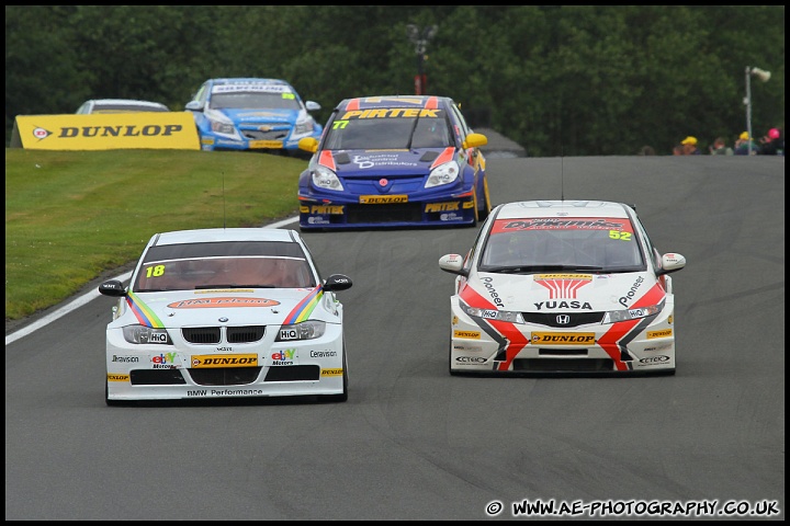 BTCC_and_Support_Oulton_Park_050611_AE_077.jpg