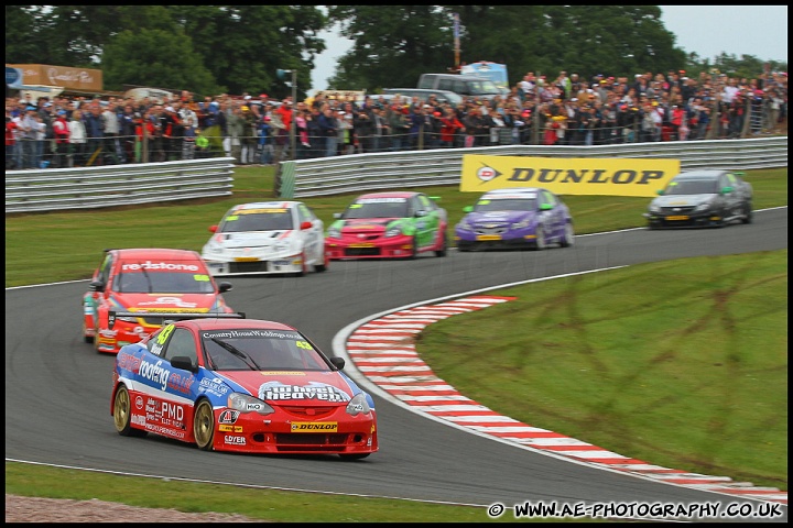 BTCC_and_Support_Oulton_Park_050611_AE_082.jpg