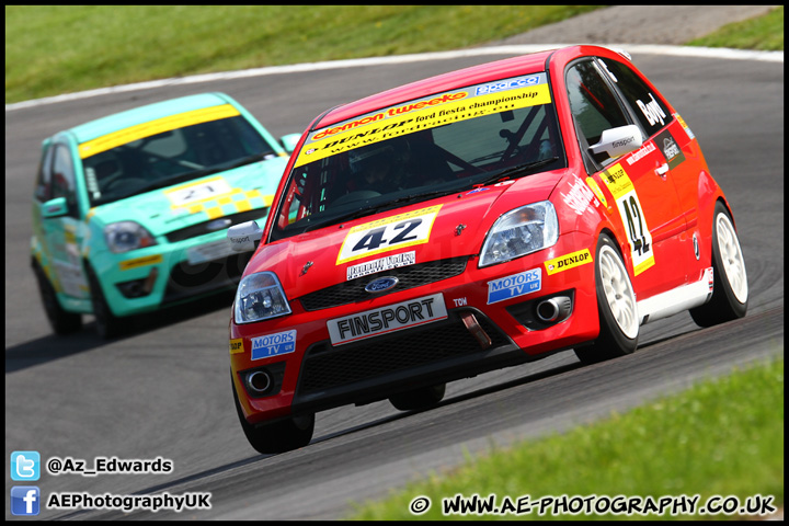 BRSCC_Brands_Hatch_050812_AE_007.jpg