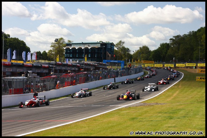 DTM_and_Support_Brands_Hatch_050909_AE_087.jpg