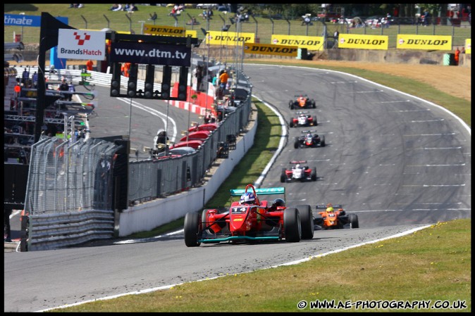 DTM_and_Support_Brands_Hatch_050909_AE_091.jpg