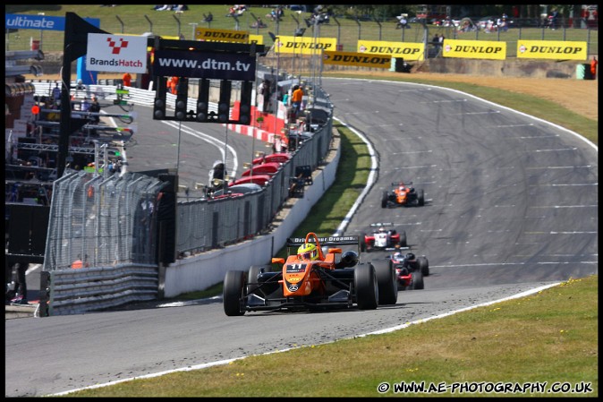 DTM_and_Support_Brands_Hatch_050909_AE_092.jpg