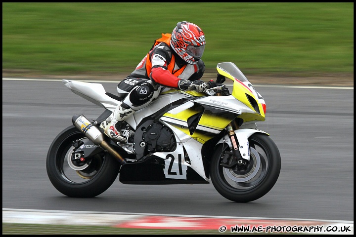 BEMSEE_and_MRO_Brands_Hatch_060311_AE_059.jpg