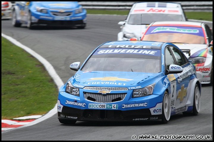 BTCC_and_Support_Oulton_Park_060610_AE_019.jpg