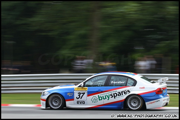 BTCC_and_Support_Oulton_Park_060610_AE_025.jpg