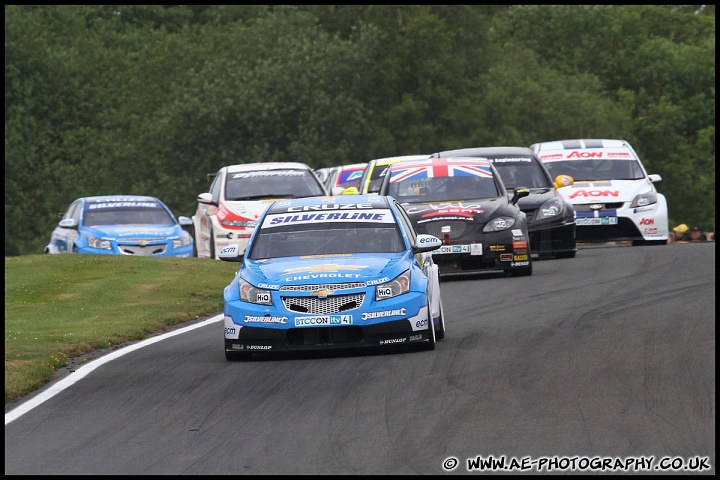 BTCC_and_Support_Oulton_Park_060610_AE_096.jpg