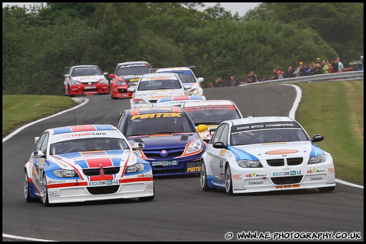 BTCC_and_Support_Oulton_Park_060610_AE_098.jpg