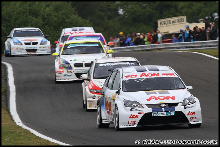 BTCC_and_Support_Oulton_Park_060610_AE_102.jpg