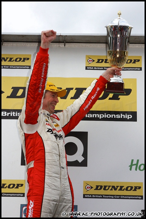 BTCC_and_Support_Oulton_Park_060610_AE_115.jpg