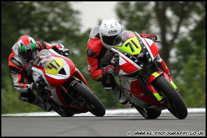 BSBK_and_Support_Brands_Hatch_060811_AE_031.jpg