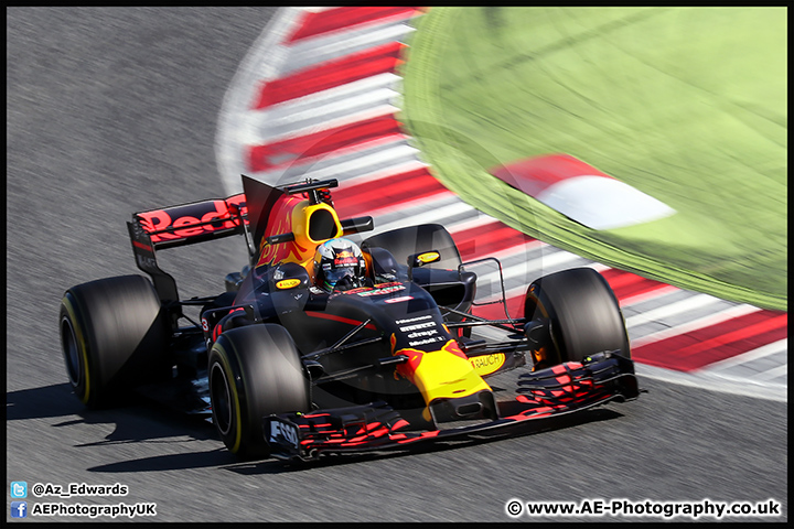 F1_Testing_Barcelona_07-03-17_AE_039.jpg