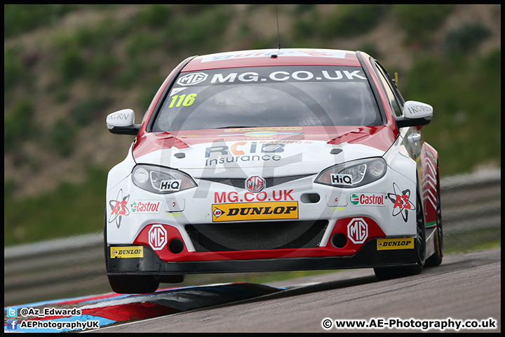 BTCC_Thruxton_07-05-16_AE_034.jpg