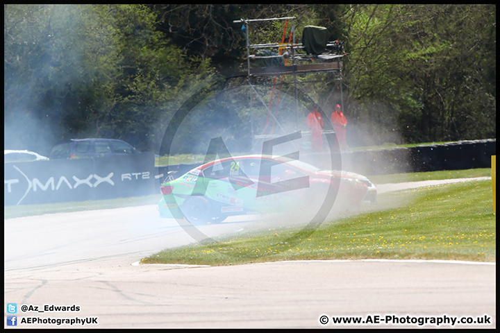 BTCC_Thruxton_07-05-16_AE_090.jpg