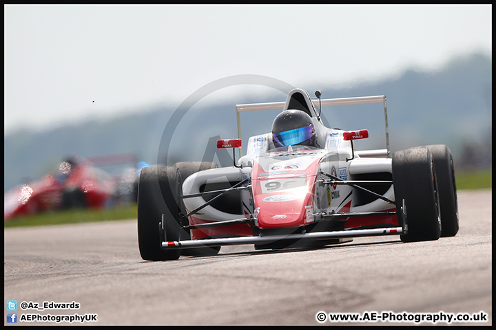 BTCC_Thruxton_07-05-16_AE_102.jpg