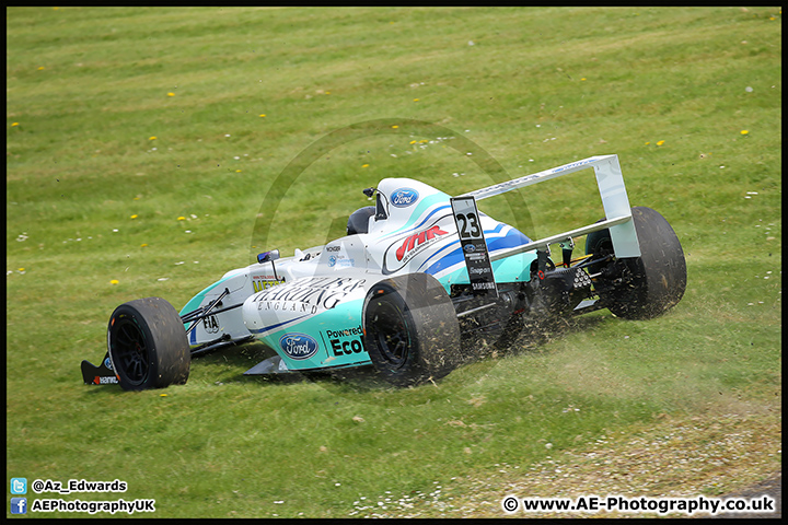 BTCC_Thruxton_07-05-16_AE_118.jpg