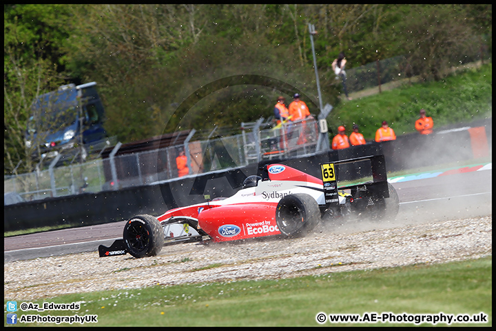 BTCC_Thruxton_07-05-16_AE_121.jpg