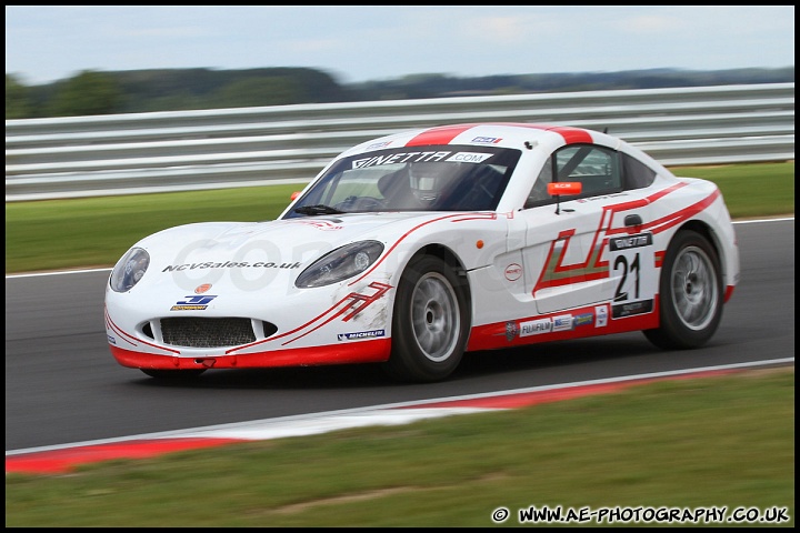 BTCC_and_Support_Snetterton_070811_AE_021.jpg
