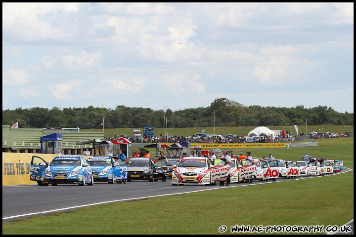 BTCC_and_Support_Snetterton_070811_AE_050.jpg