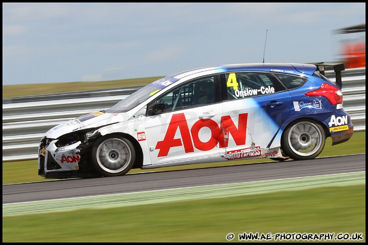 BTCC_and_Support_Snetterton_070811_AE_057.jpg